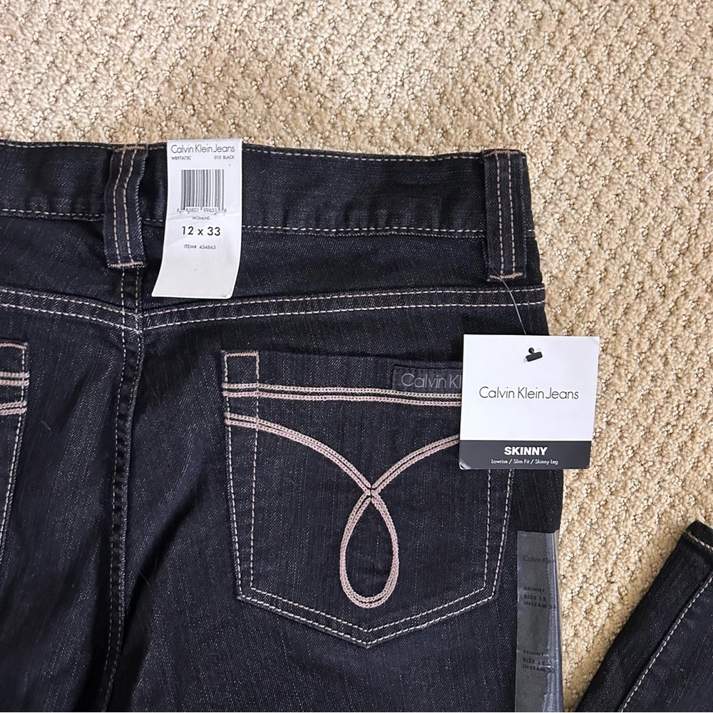 NWT Calvin Klein Black Skinny Jeans Women’s 12x33 - Picture 2 of 6